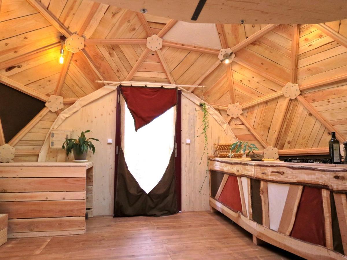 Habitat Createur - Hebergements Insolites Au Camping Municipal "Les Ecureuils" Recoubeau-Jansac Экстерьер фото
