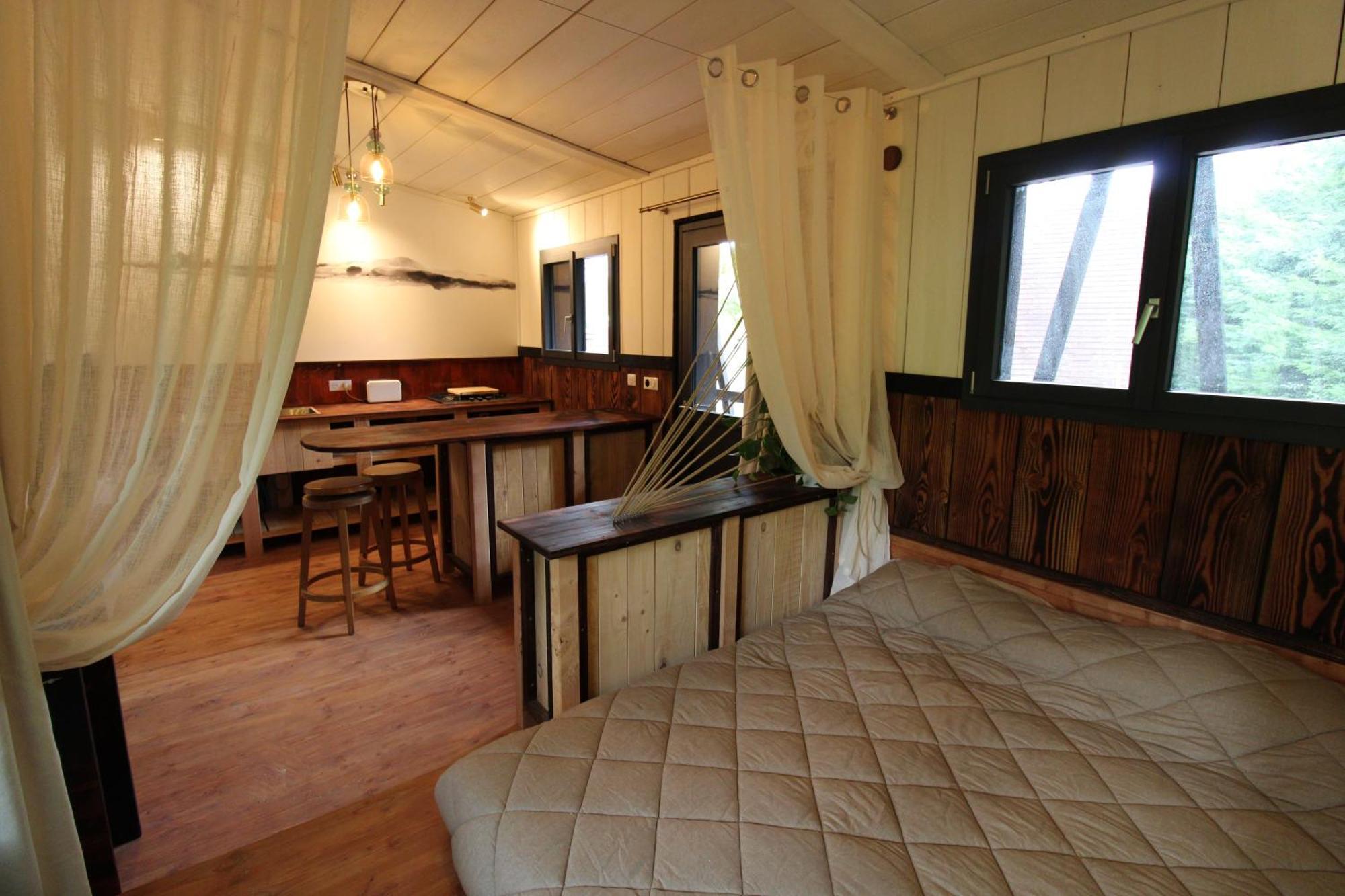 Habitat Createur - Hebergements Insolites Au Camping Municipal "Les Ecureuils" Recoubeau-Jansac Экстерьер фото